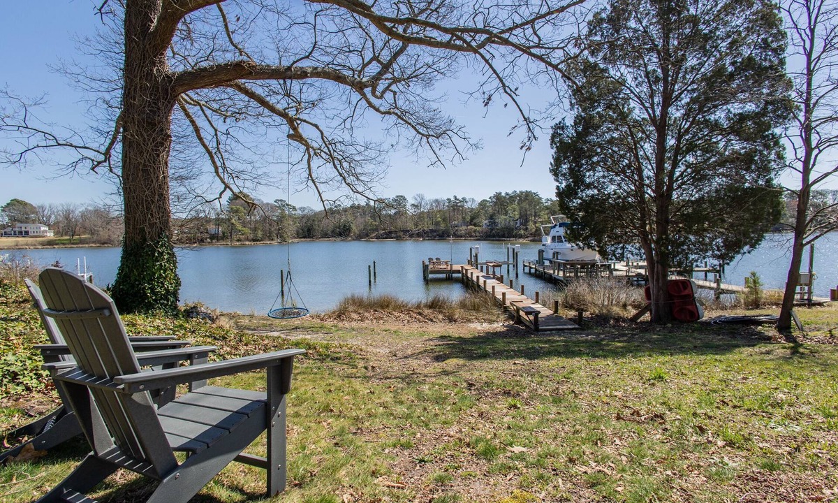 Deltaville House | Beautiful waterfront home w/dock, fire-pit & deck