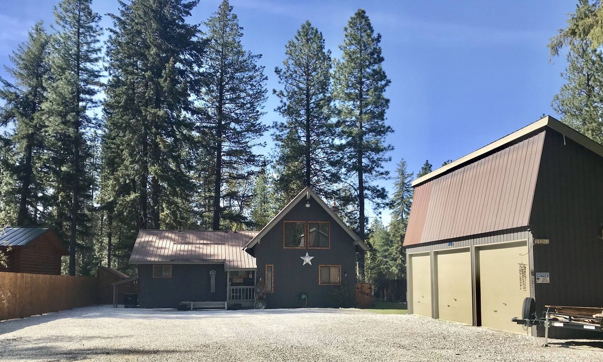 Leavenworth Cabin | Beautiful Wynnehaus cabin