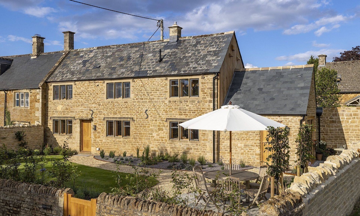 Little Rissington Cottage | Beautifully presented dog friendly - Corner House