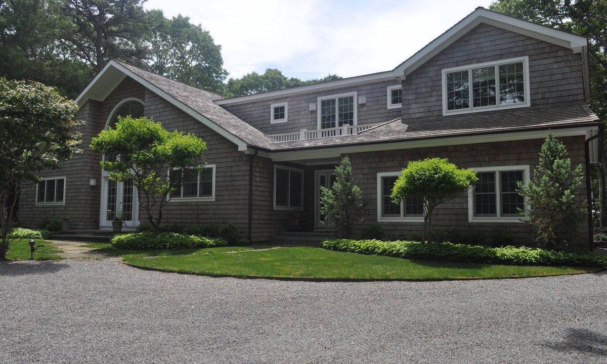 Northwest Harbor House | Beautifully renovated, Immaculate and Private!