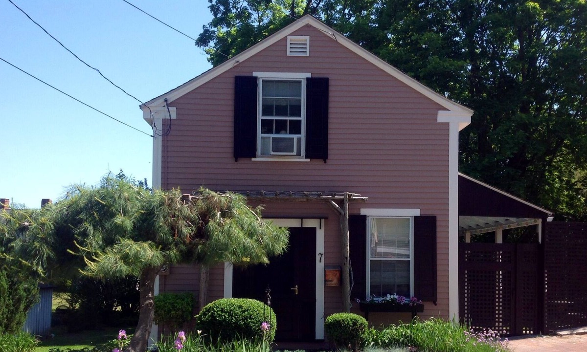 Mystic Cottage | Beautifully Renovated Two Bedroom Cottage in the Heart of Downtown Mystic.