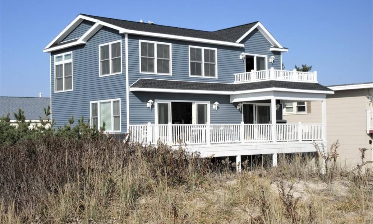 Beach Haven Terrace Apartment | Beautifully renovated first floor ocean front duplex