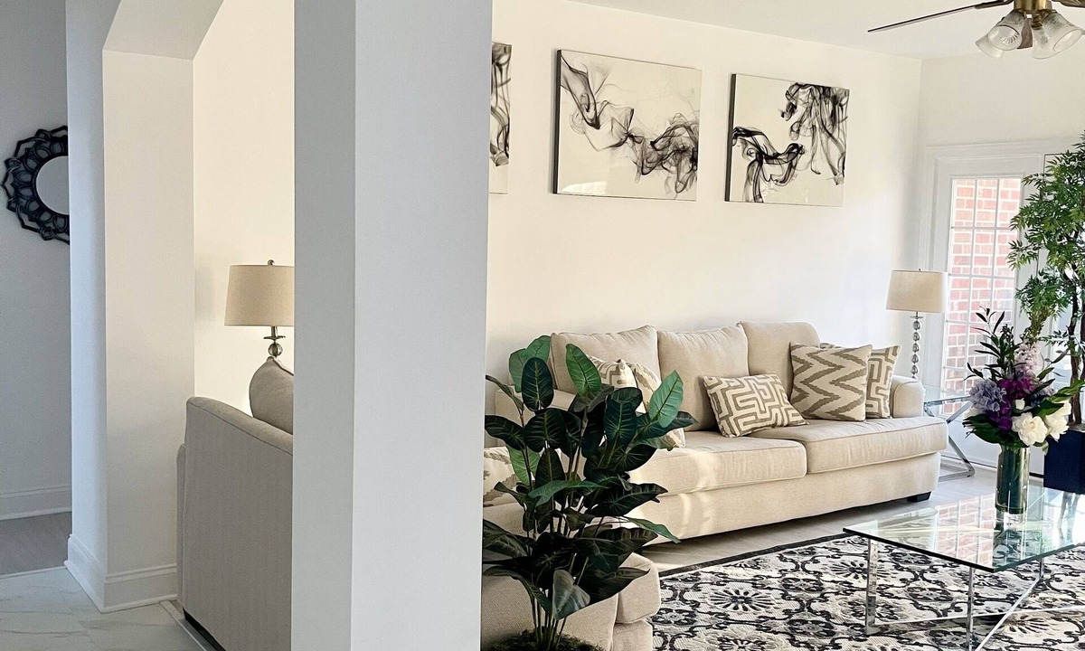 Fountainhead-Orchard Hills House | Beauty & Charm - The perfect setting for a memorable stay