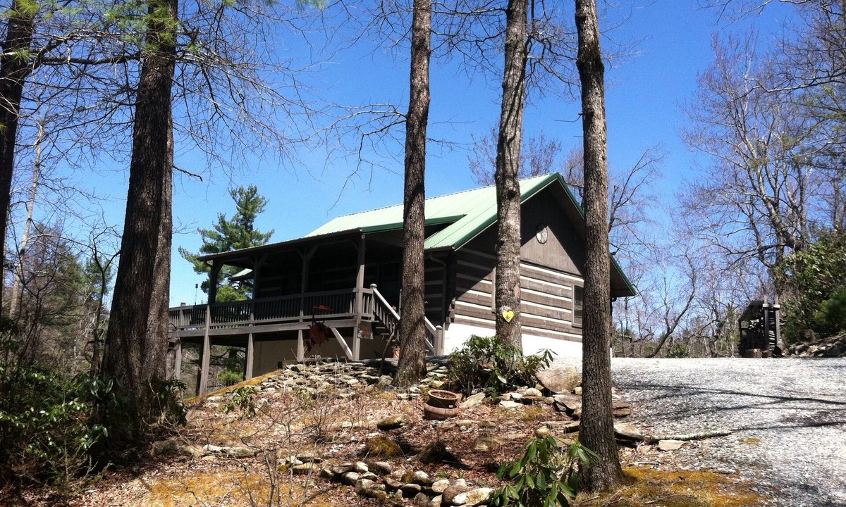 Newland Cabin | Beauty Found In Every Season