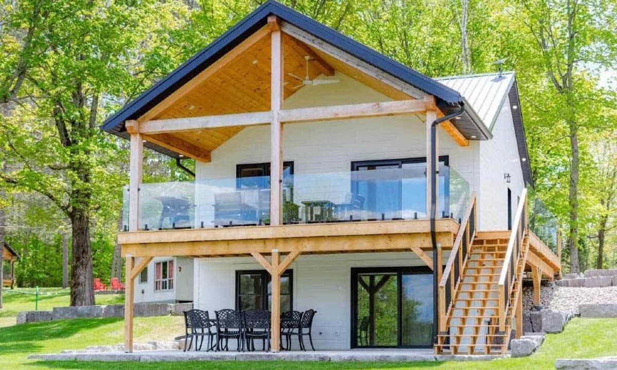 Scotia House | Beaver Hollow, Algonquin Woods
