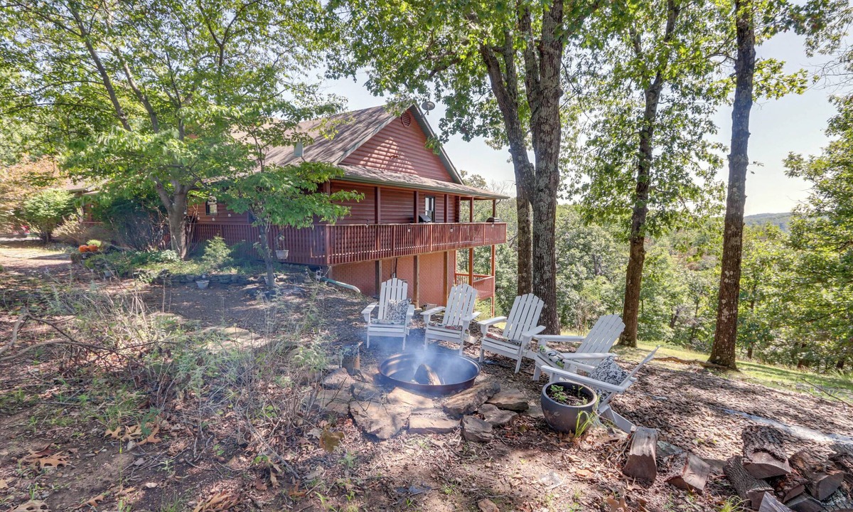 Sylvan Shores Cottage | Beaver Lake Home w/Game Room, Boat Slip & Views!