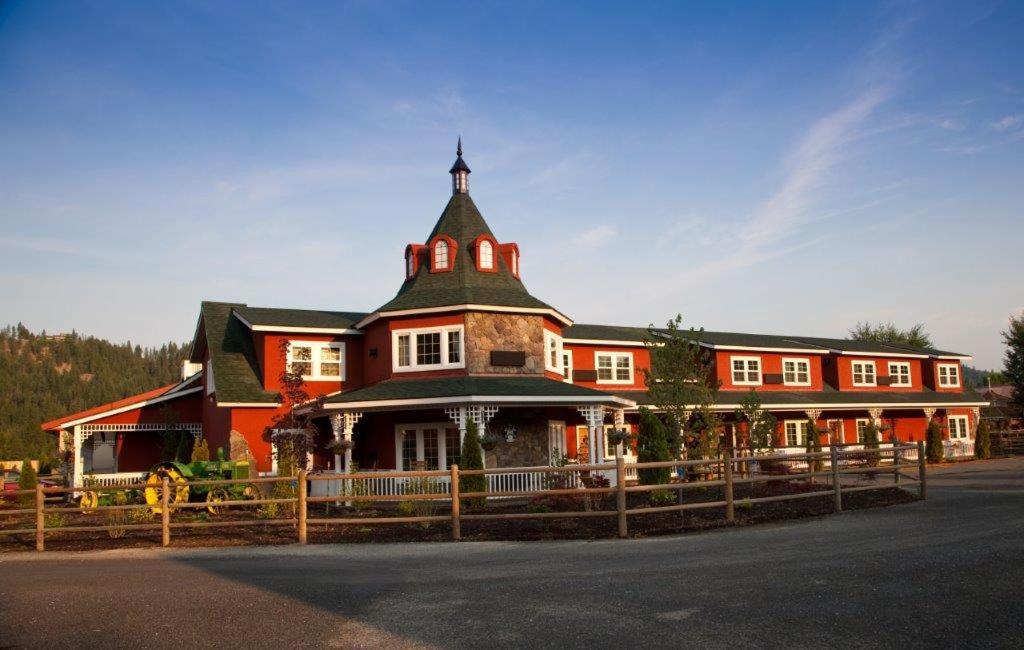 Plain Hotel | Beaver Valley Lodge
