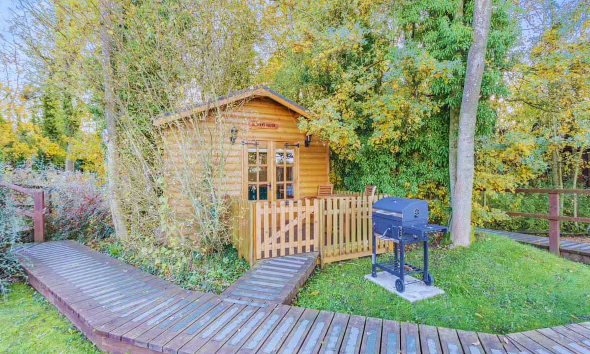 Brinkley Cabin | Beavers House, Cambridge