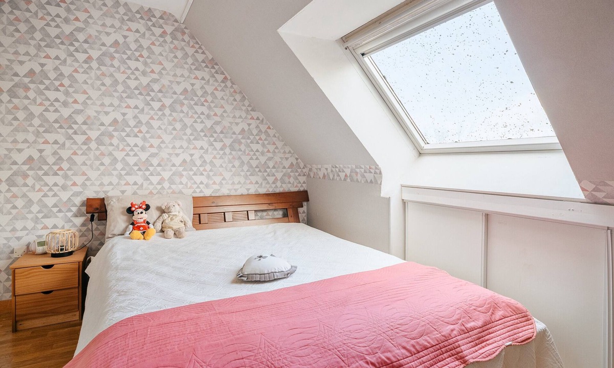 Saint-Jouan-de-l'Isle Bed & Breakfast | Bed and Breakfast 'Le Jardin Aux Oiseaux' with Wi-Fi
