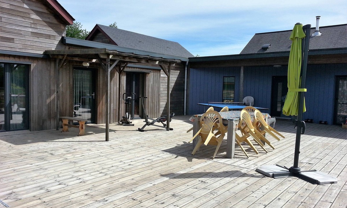 La Jaille-Yvon House | bed and breakfast in "passive" house accommodation