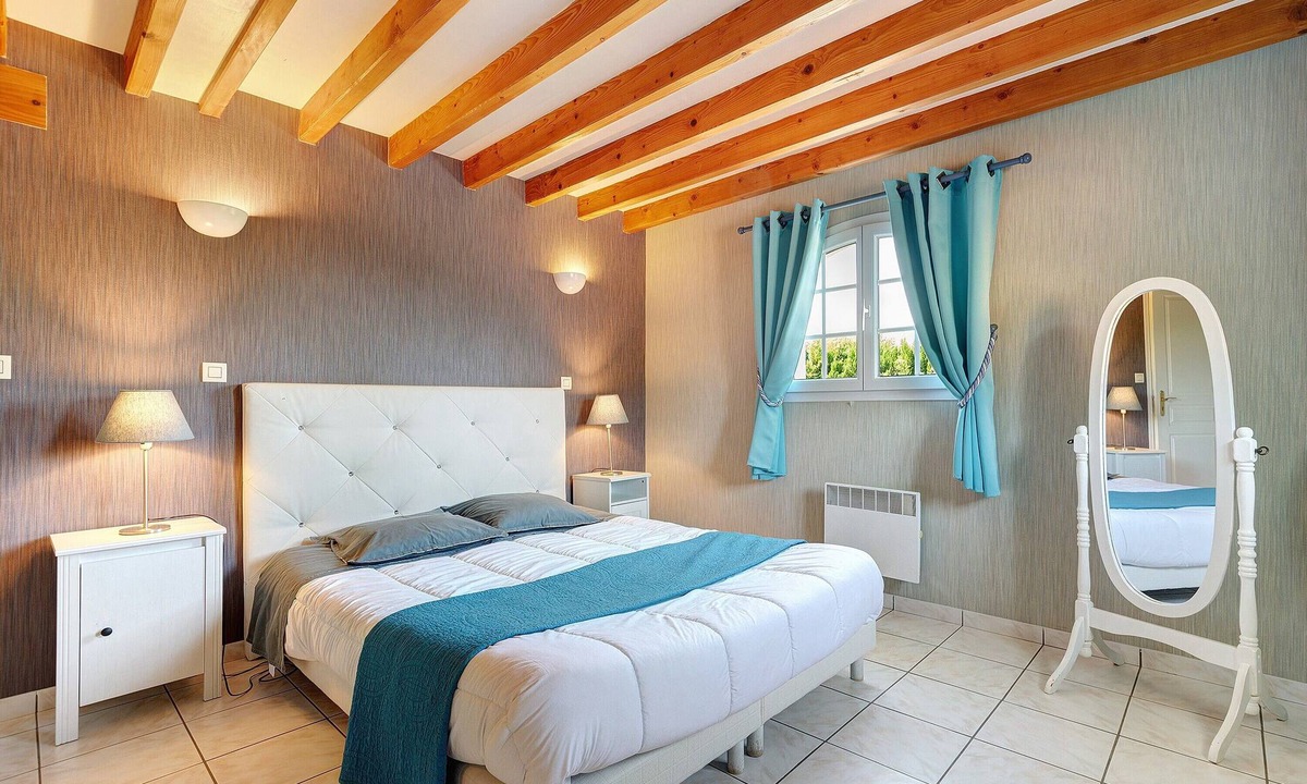 Begadan Bed & Breakfast | Bed and Breakfast 'Chambre D'hôtes Myosotis' with Shared Pool, Shared Terrace and Wi-Fi