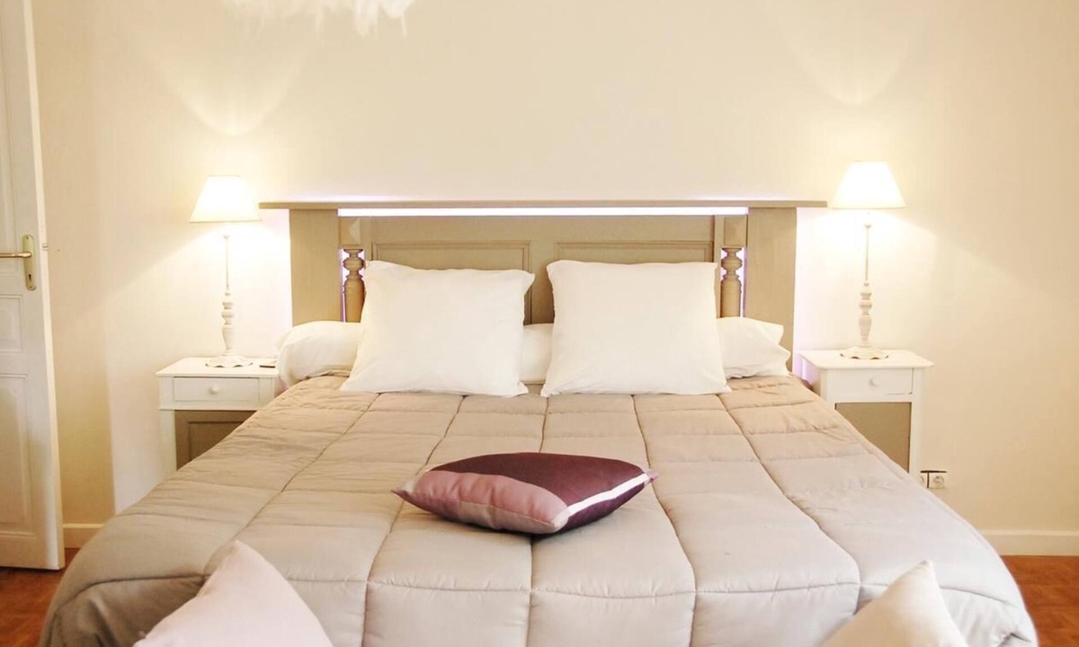 Vic-Fezensac House | Bed and Breakfast Bernes - Swimming pool with view