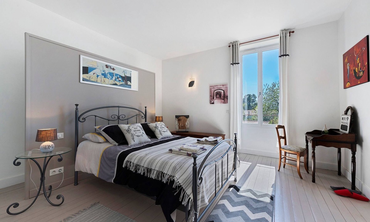 La Reorthe Bed & Breakfast | Bed and Breakfast 'La Baritaudière - Chambres Cisko' with Shared Garden and Wi-Fi