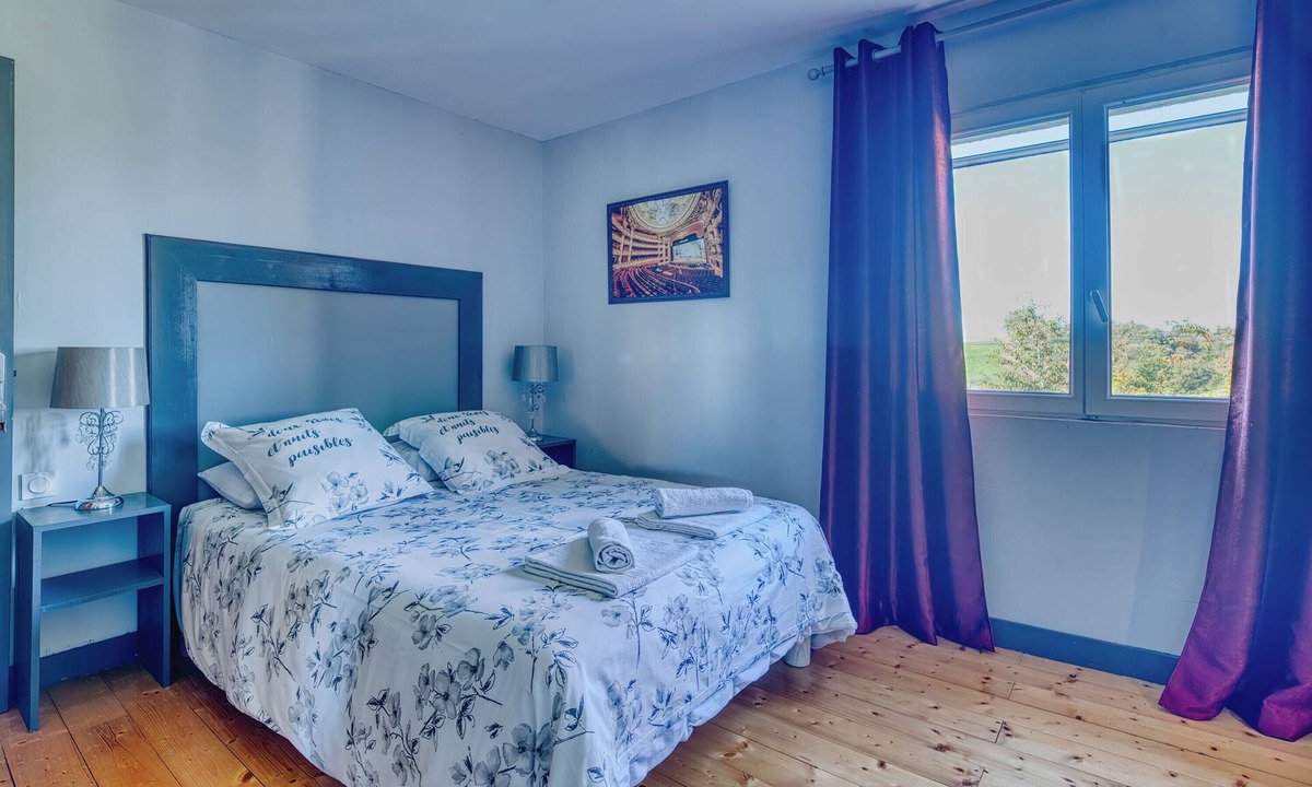 Le Fraysse Bed & Breakfast | Bed and Breakfast 'La Trabiata' with Shared Pool, Shared Garden and Wi-Fi