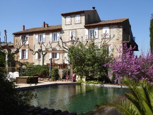 Le Luc Bed & Breakfast | Bed and Breakfast La Grande Lauzade