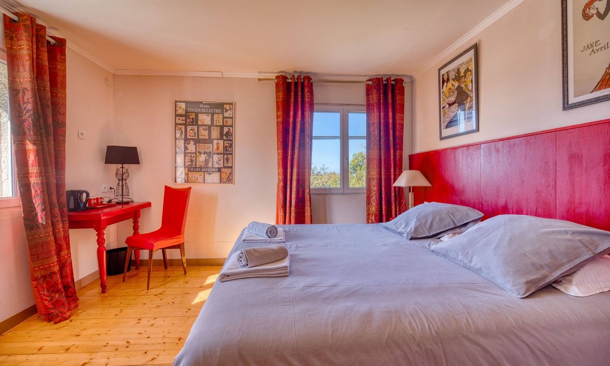 Le Fraysse Bed & Breakfast | Bed and Breakfast 'Toulouse Lautrec' with Shared Pool, Shared Garden and Wi-Fi