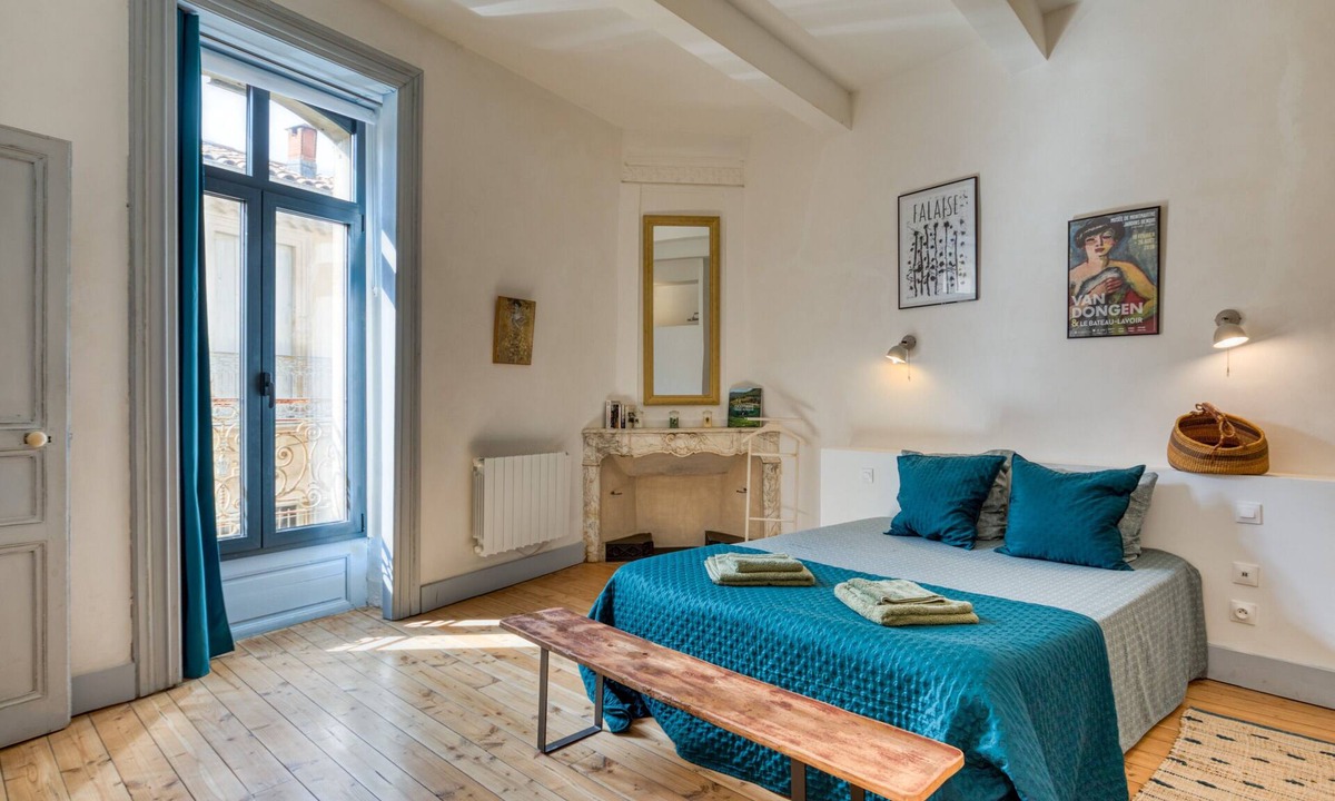 Saint-Andre-de-Sangonis Bed & Breakfast | Bed and Breakfast 'Grande Chambre' with Shared Pool, Shared Garden and Wi-Fi