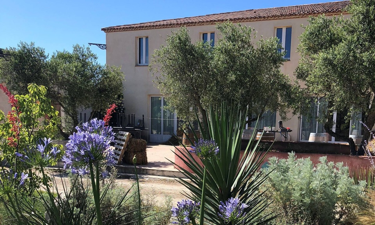 Saint-Laurent-d'Aigouze House | Bed and breakfast in Camargue