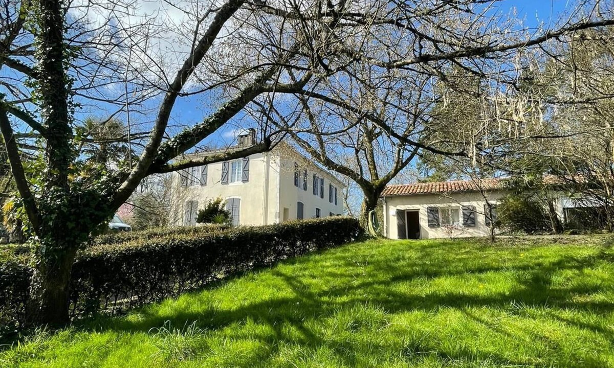 Orthez Bed & Breakfast | Bed & Breakfast
