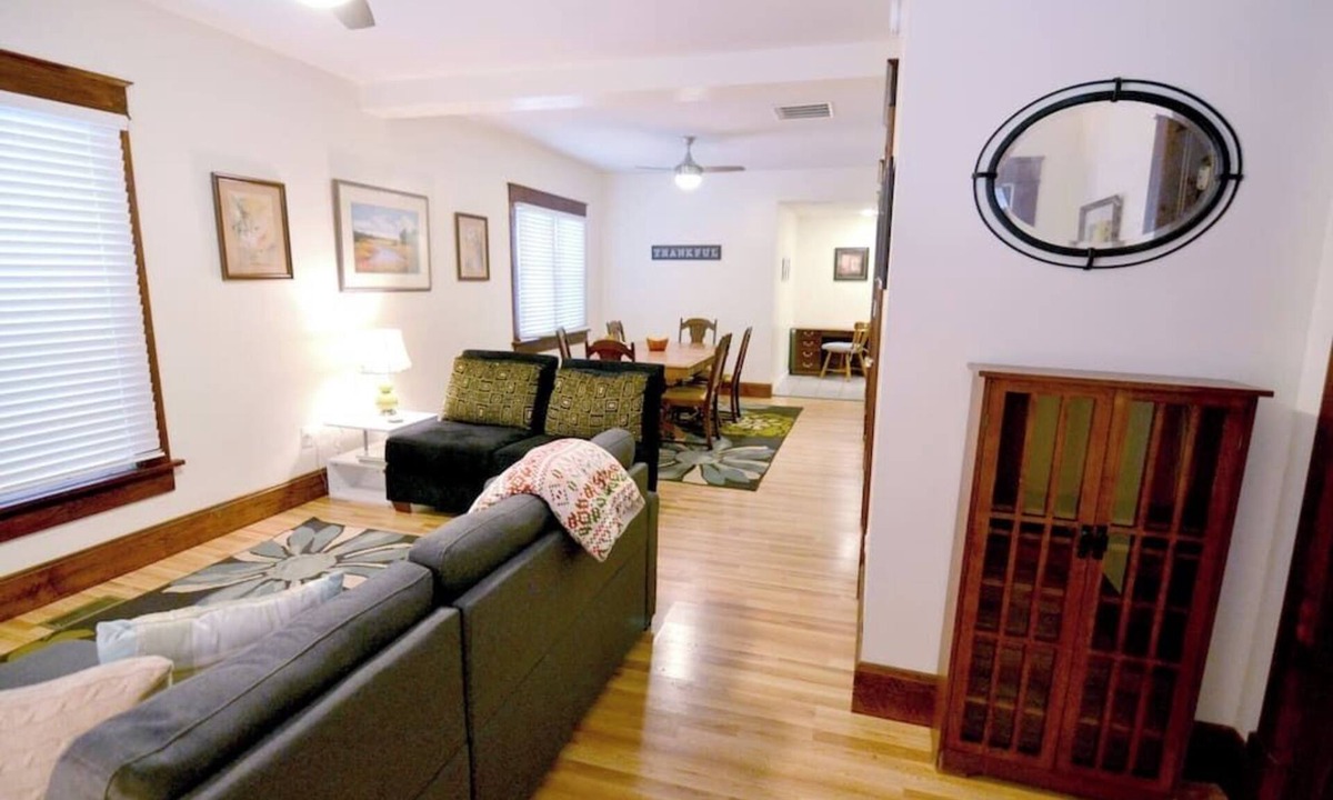 Bedford House | Bedford Bungalow