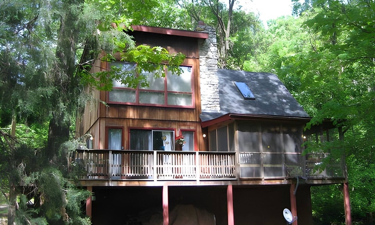 Front Royal Cabin | Bedrooms 2, Bathrooms 1.5, Sleeps 4