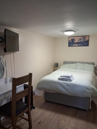 Oldbury House | Bedsit in Oldbury