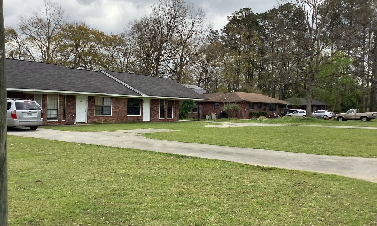 Mount Berry House | Bee Home.