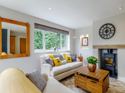 Alfreton House | Bee Keepers Cottage