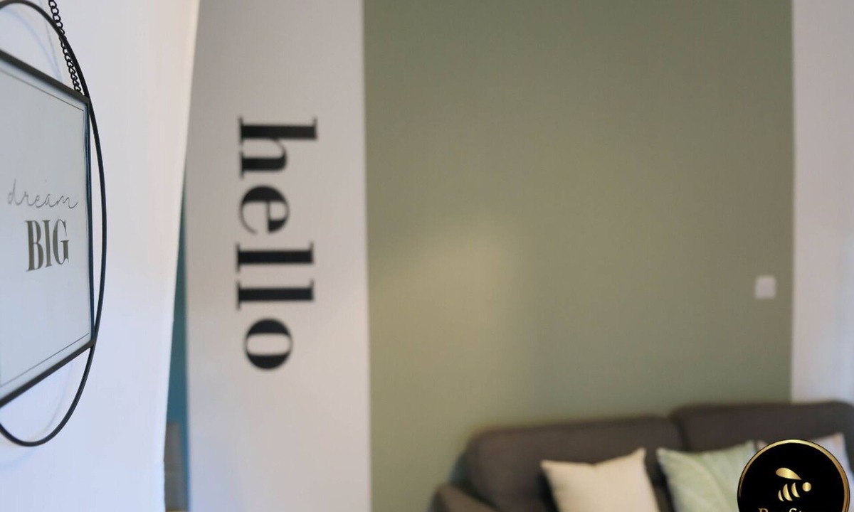 Haydock House | Bee Stays- Cooper House