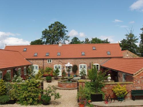 Grimsby House | Beech Farm cottages