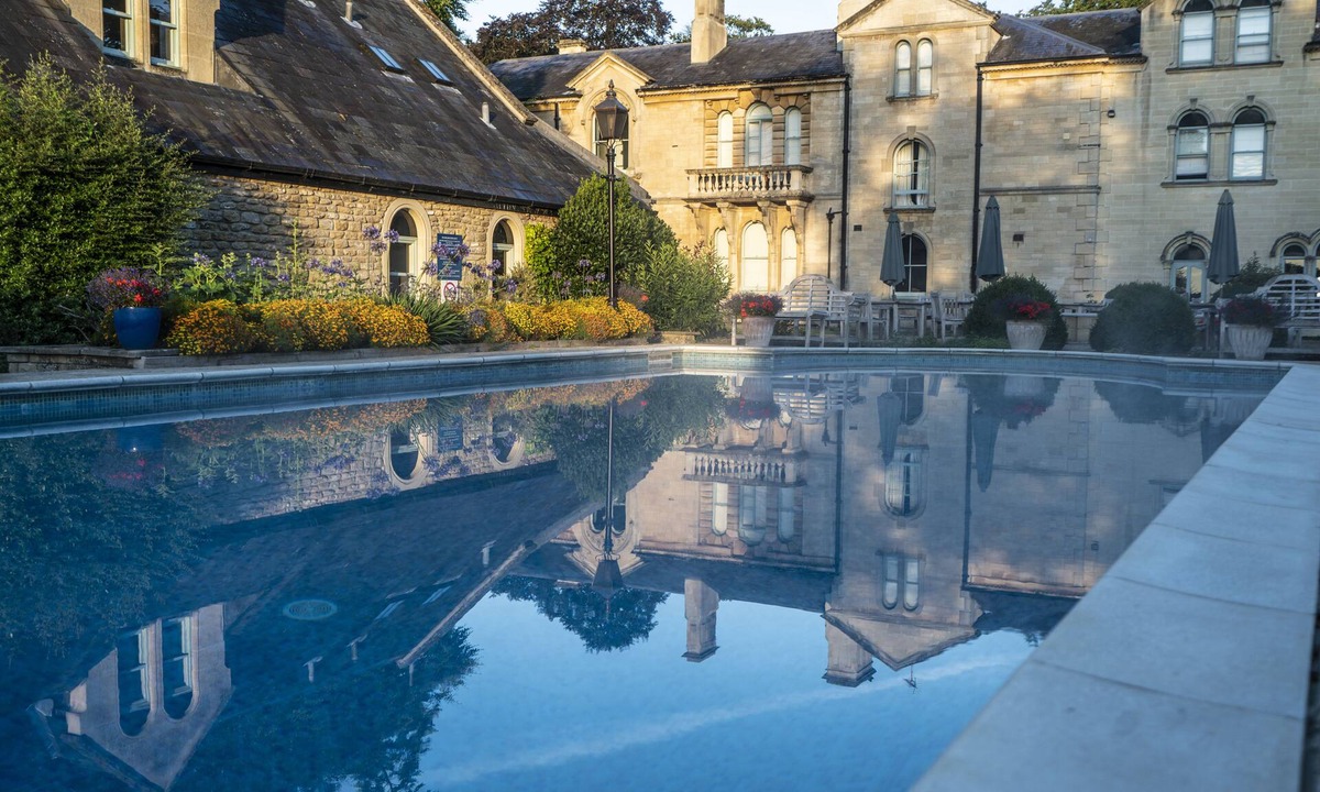 Melksham Hotel | Beechfield House Hotel