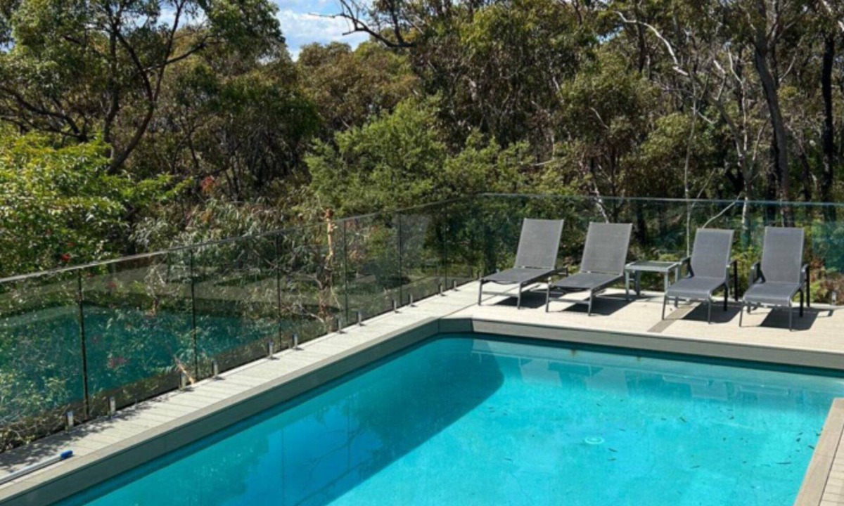 Macmasters Beach House | Beechwood Retreat Swimming Pool
