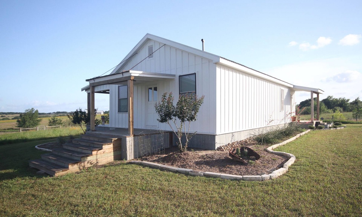 La Grange House | Beer Joint at the Brown Ranch