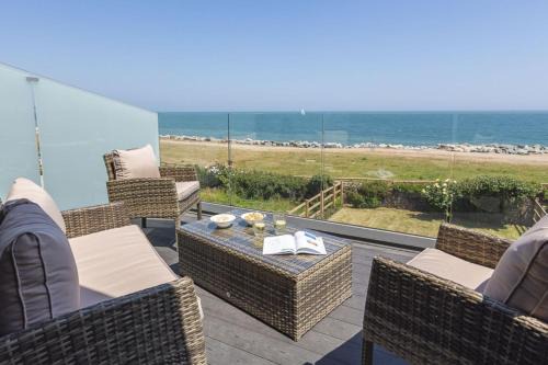 Beesands House | Beesands Vista