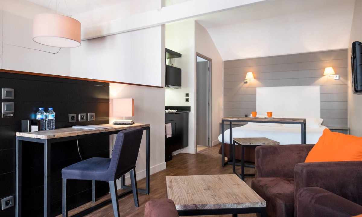 Lille Centre Ville Apartment | Beffroi - Cosy studio close to Vieux Lille - Welkeys