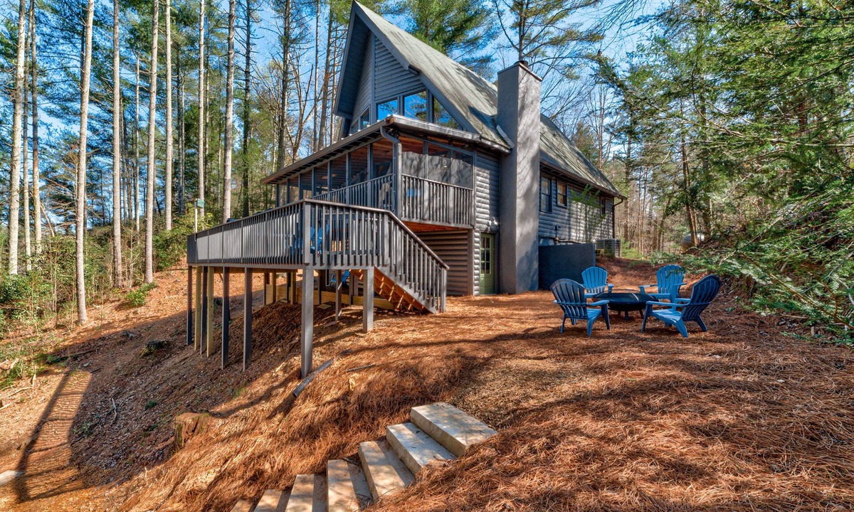 Dahlonega Cabin | Before The Bend River Cabin