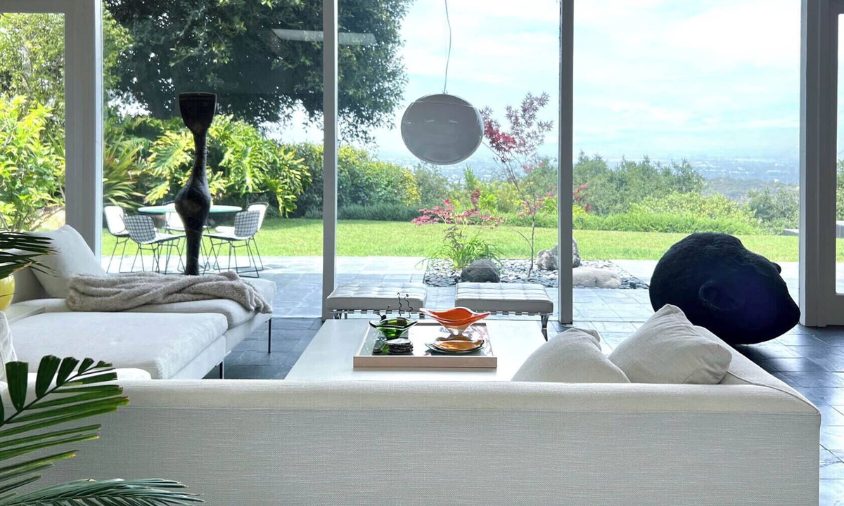 Bel Air House | Bel Air Architectural on Mulholland Dr: Spacious Private & Minutes to Everything