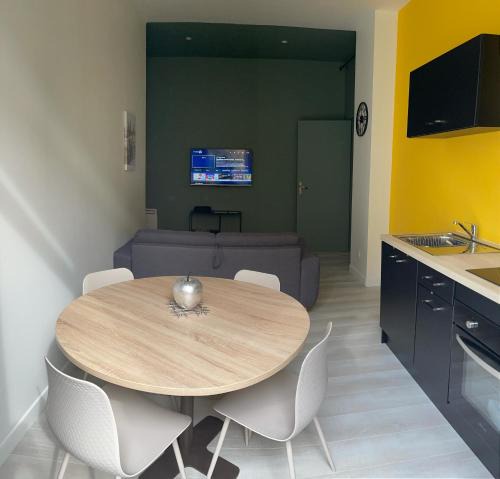 Vals-les-Bains Apartment | Bel Appartement 40 M2 sans linge de lit et de toilette