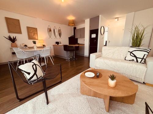Nieul-sur-Mer Apartment | Bel appartement neuf près du golf