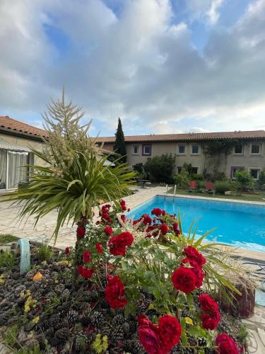 Trebes Hotel | Bel Hotel Restaurant la Gentilhommière