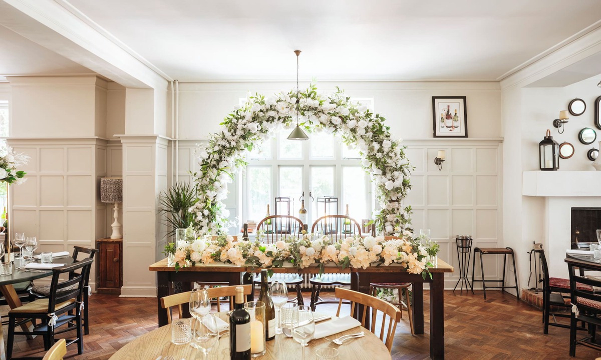 Churt Hotel | Bel & The Dragon Churt