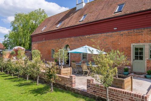 Sudbury House | Belchamp Hall Stables