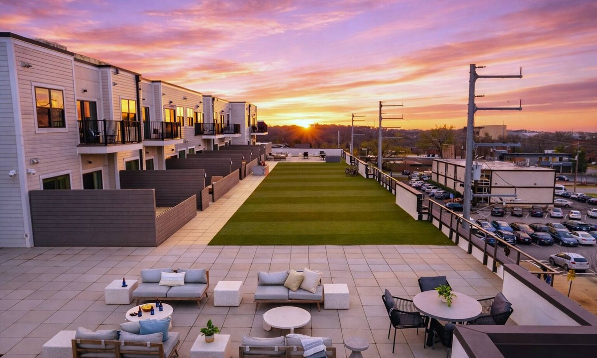 Hillsboro West End Apartment | Belcourt by AvantStay