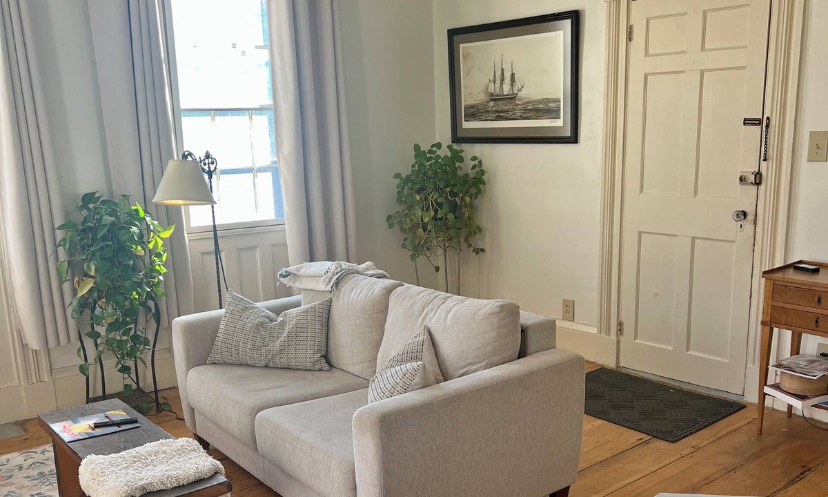 Belfast Apartment | Belfast Beauty - Downtown Belfast