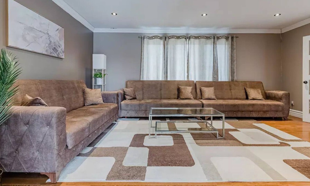 Glen Williams Cottage | Belfountian ~Amazing 3BR ~ Swimming Pool ~ HotTub