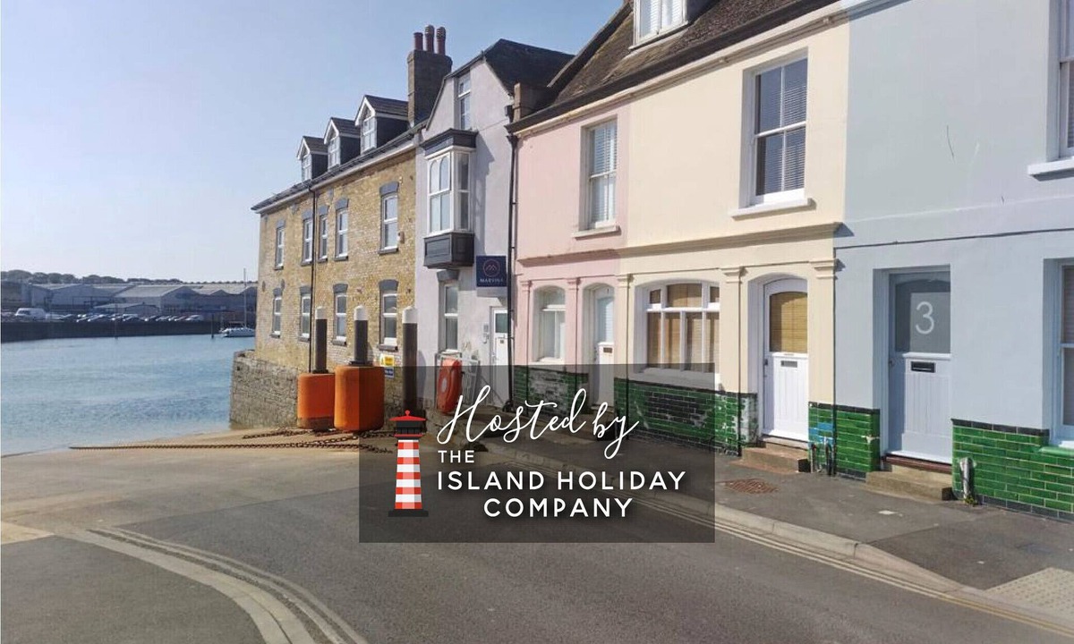 Cowes Cottage | Bell Cottage