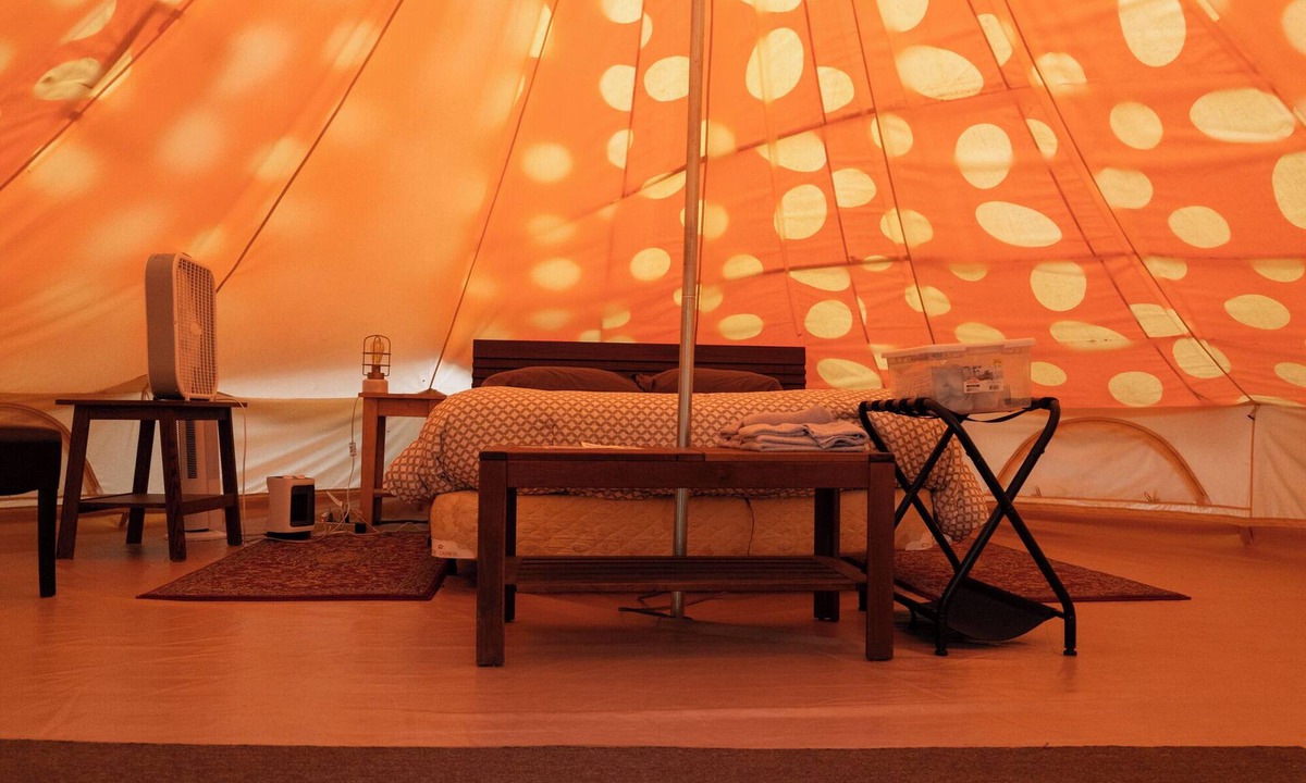 Saint Patrick RV Rental | Bell Glamping Tent | Forest Retreat & Hot Tubs!
