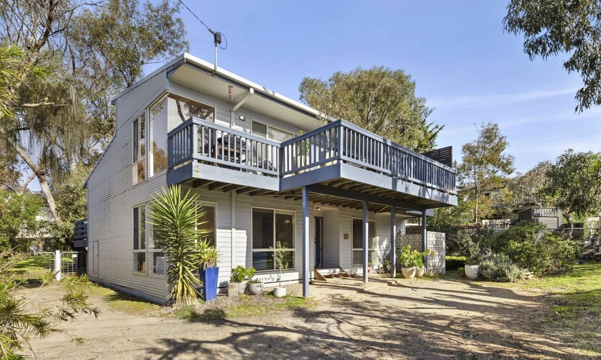 Aireys Inlet House | Bella Airey's - WIFI & Pet Friendly