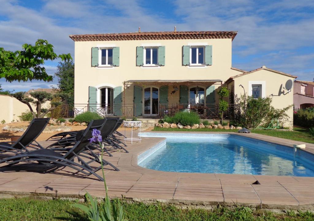 Aigremont Villa | Bella Casa