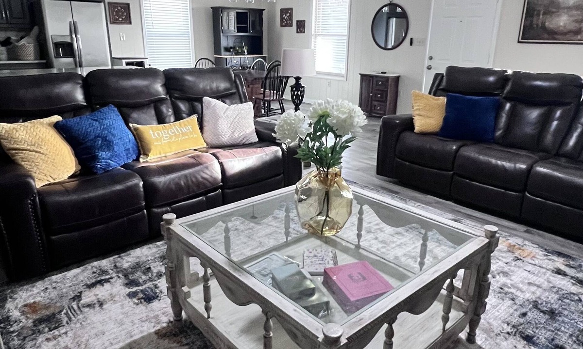 Danville House | Bella’s Haven